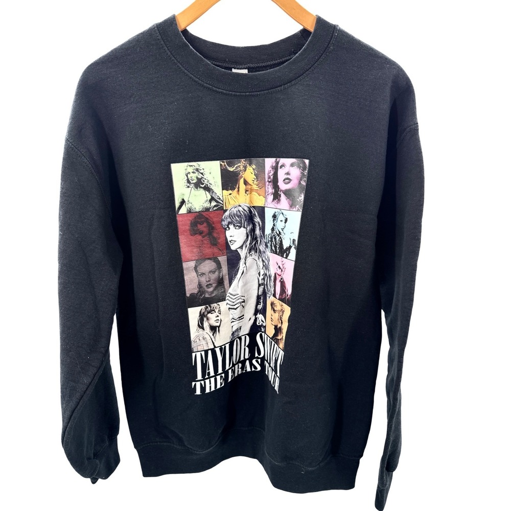 Taylor Swift The Eras Tour Graphic Crewneck Sweatshirt Black Medium Gildan